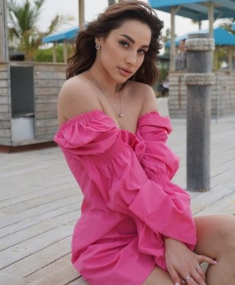 Лиана, 24 года, 2 размер груди